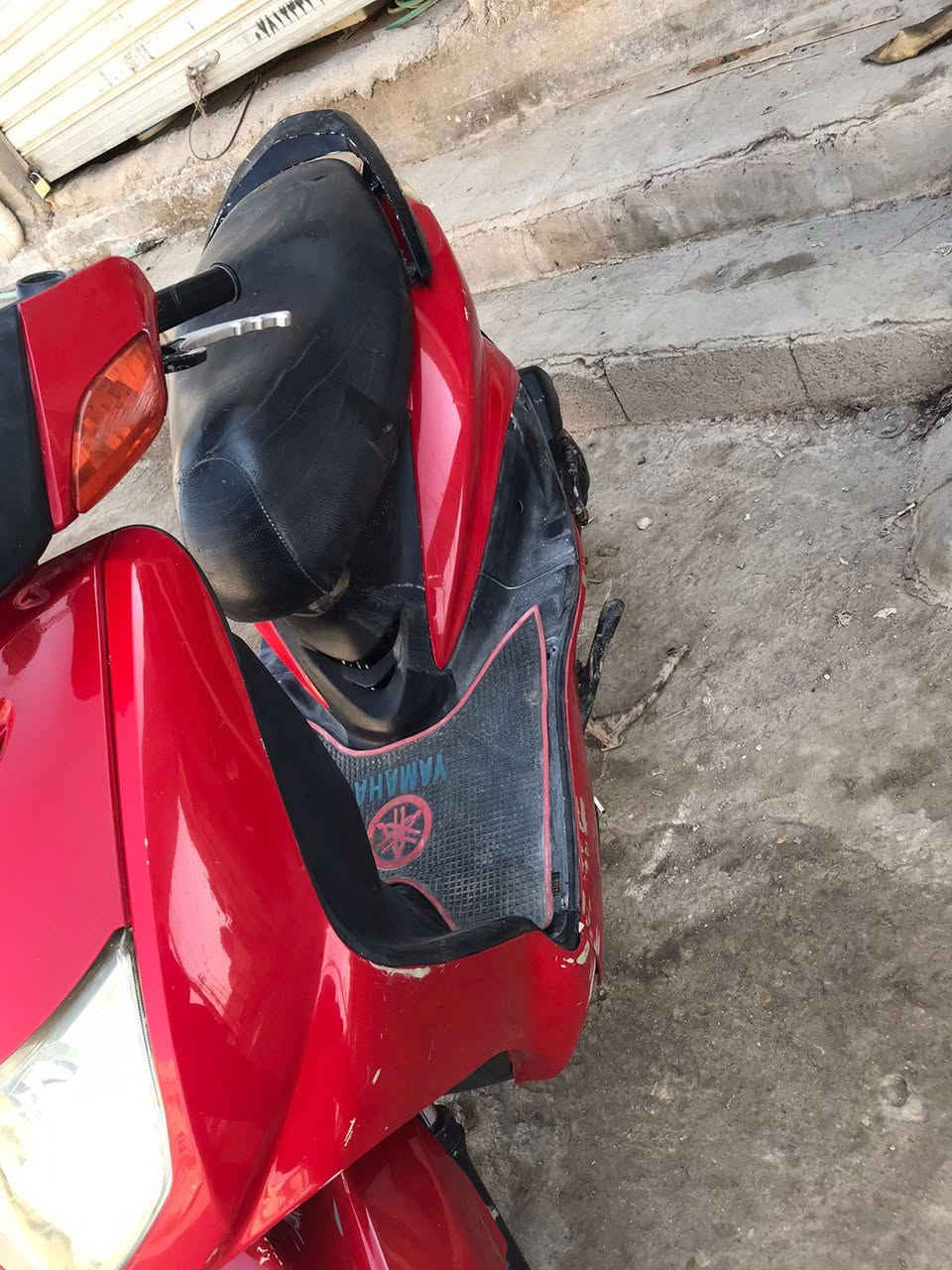 سكنس نثيه 
مجفته تجفيت كله اصلي
تواير جدد 
سلف هندر كله شغال كهرباياته شغاله 
سعره 400 بيه مجال قليل
***********
