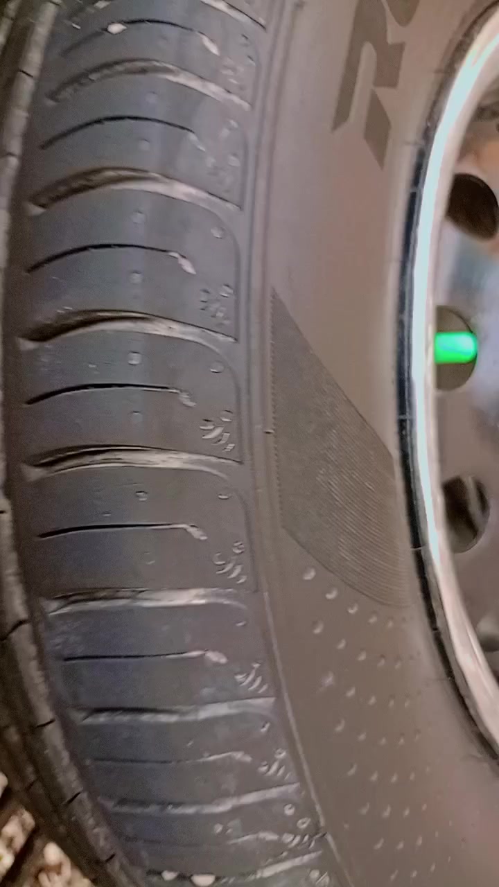 سلام عليكم طيبه 15سياره جاهزه للخير سياره جديده كبل الشارع متصرف عليه ربع صدر خلفي  امامي تخم تاير تبريد ثلج عنوان بغداد نهروان سعر 45 رقم ***********
