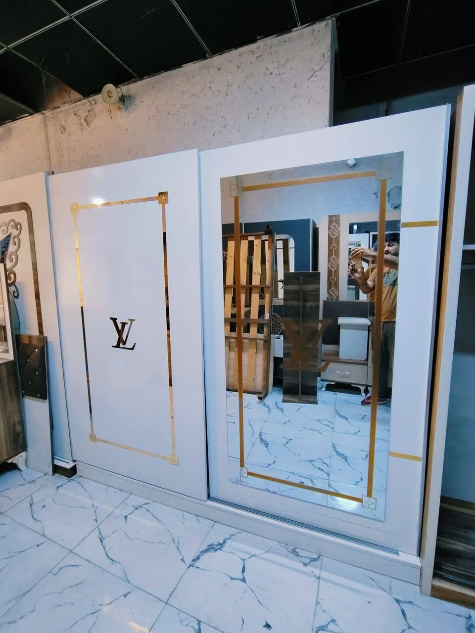 غرفه تركي خمس قطع نضيفه سعر 425 مع شد نقل دخل بغداد مجاني و المحافظات بكروه حجز خاص


**إذا كنت صاحب هذا الإعلان وتريد حذفه لأي سبب، رجاءا أرسل رسالة إلى الدعم الفني**