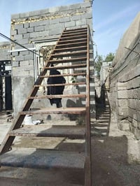 بصره كرمت علي • درج خارجي • حديد ثقيل