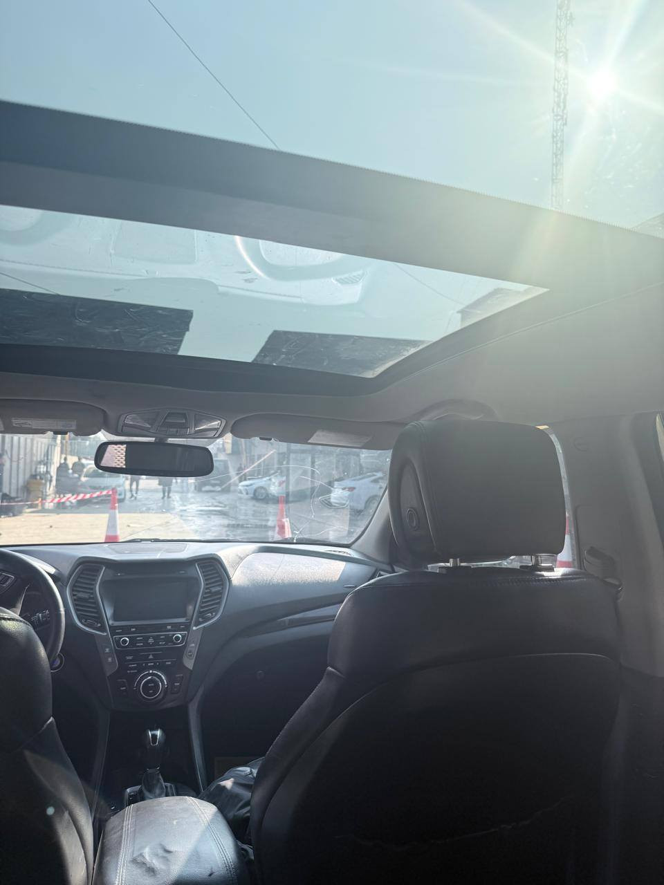 سلام عليكم  سنتافيا للبيت   موديل 17   وارد امريكي  جيدي اي  2400 حادث جاملغ اليمن      او شبر يم قبق البنزين   وسعر خاص   *********** مكاني يم جزيرة  بغداد  السياحية
