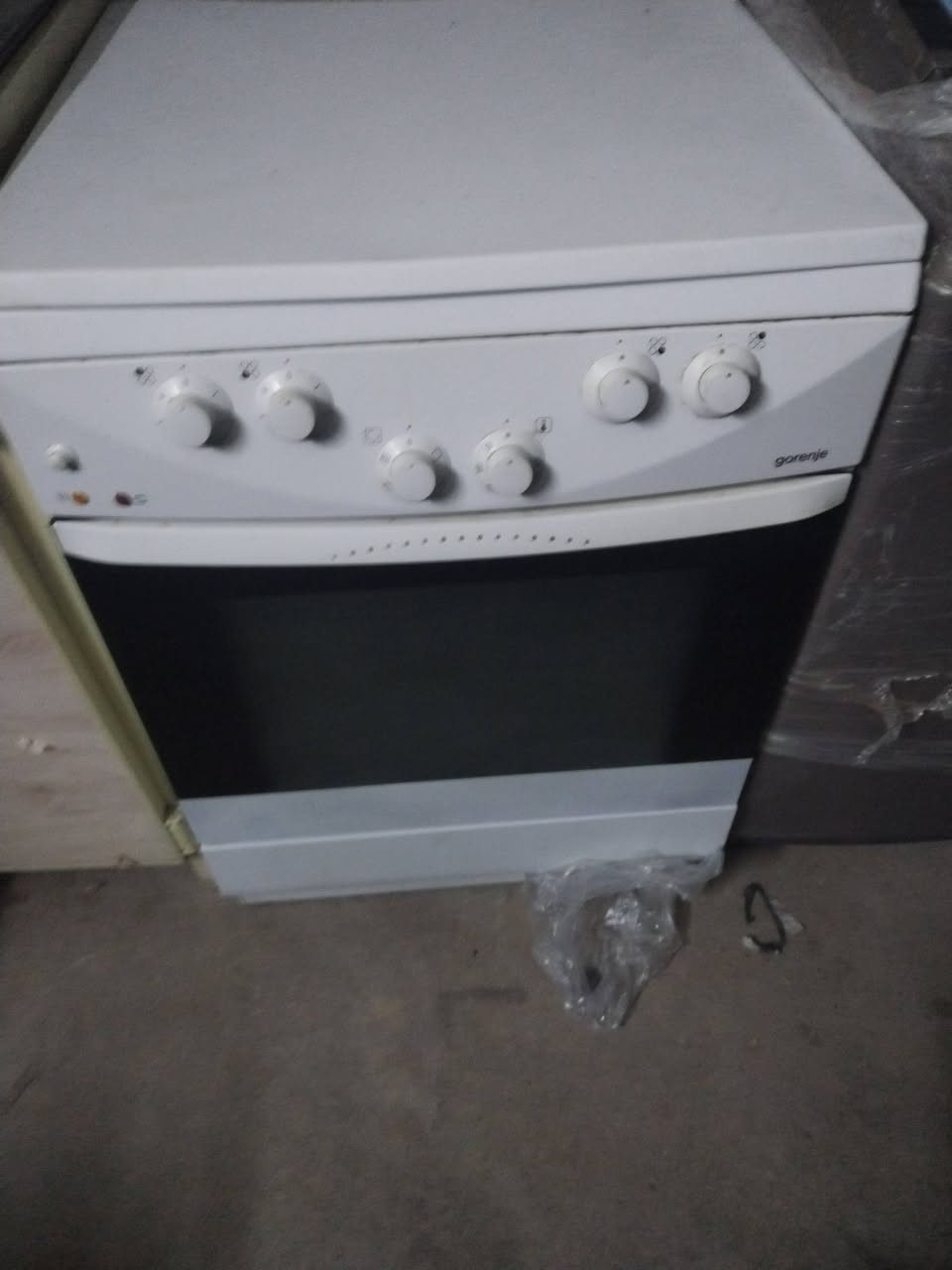 للبيع طباخ نص غاز وانص هيتر فرن هيتر


**إذا كنت صاحب هذا الإعلان وتريد حذفه لأي سبب، رجاءا أرسل رسالة إلى الدعم الفني**