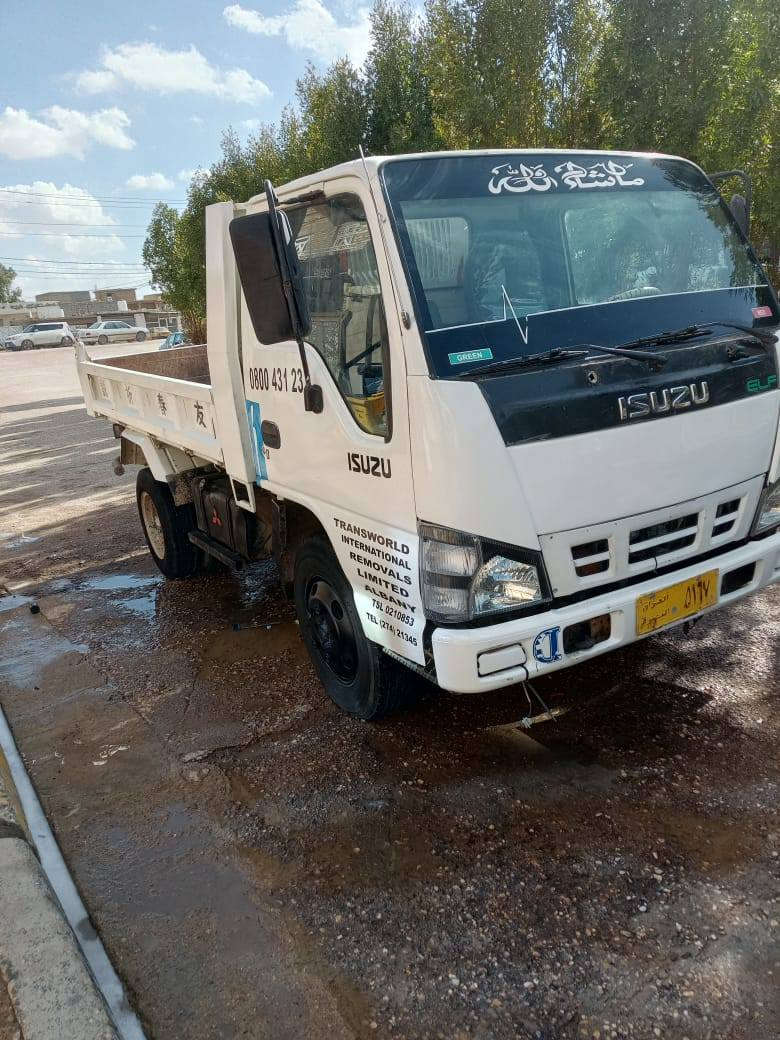 : السلام عليكم ازوزةموديل2006 بلادي فحل قلاب نظيفة  ورك فوق الهوزن شاصي مكفول
 السعر75وبيه مجال 
 مكاني الكوت
***********
***********
