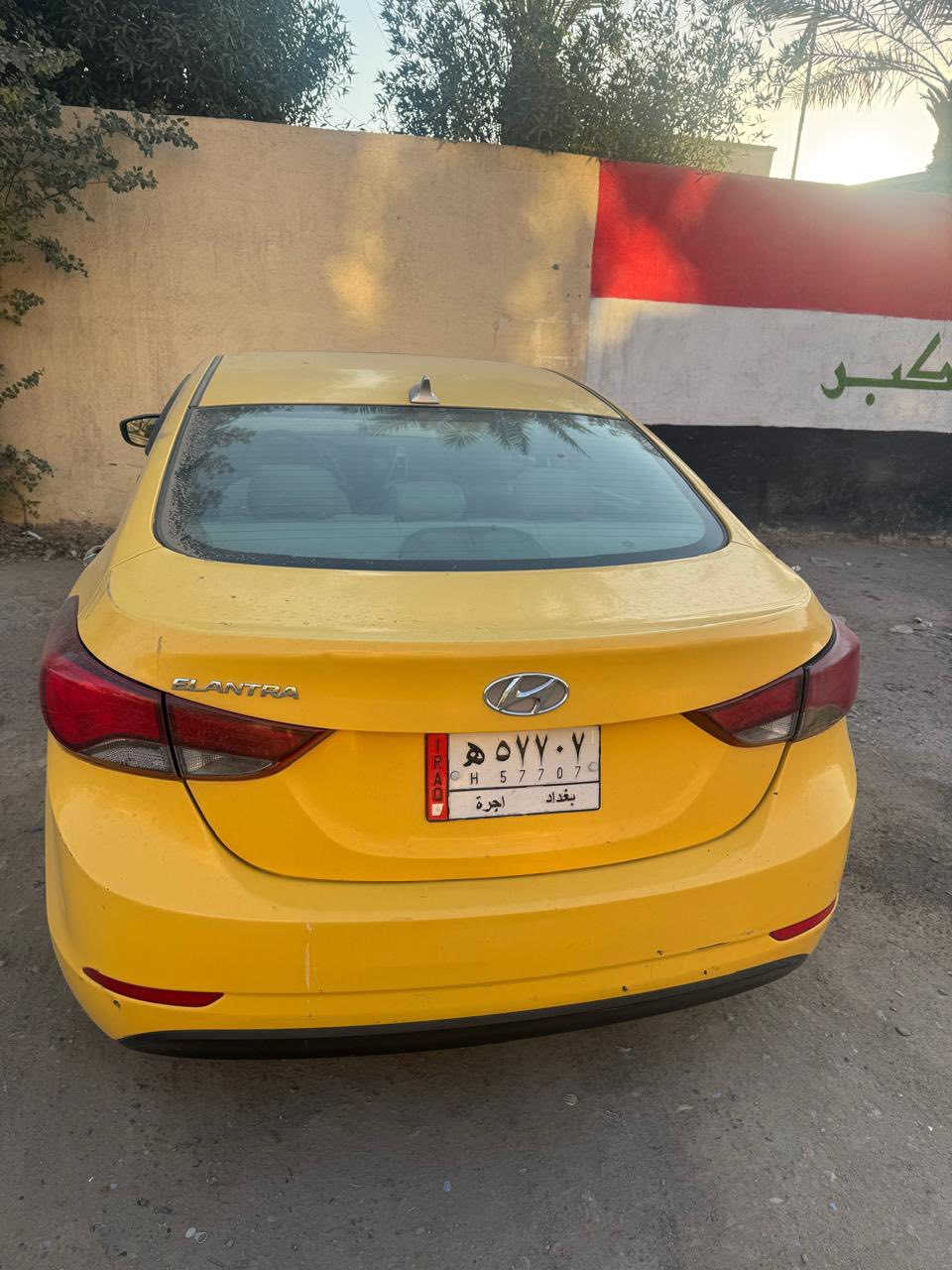 السلام عليكم
النترا امريكي محرك 1800 فول موصفات حادثها بنيد معدل بصمه فتحه بصمه ابواب اشاير مري حاكيه كامرا اصليه تدفئه كشنات غرامات مع الهيئه مصفره 
مكاني بغداد شارع فلسطين بااسمي السياره السعر ١١٥ وبيها مجال بسيط  السياره موديل ٢٠١٦ 
رقمي ***********
