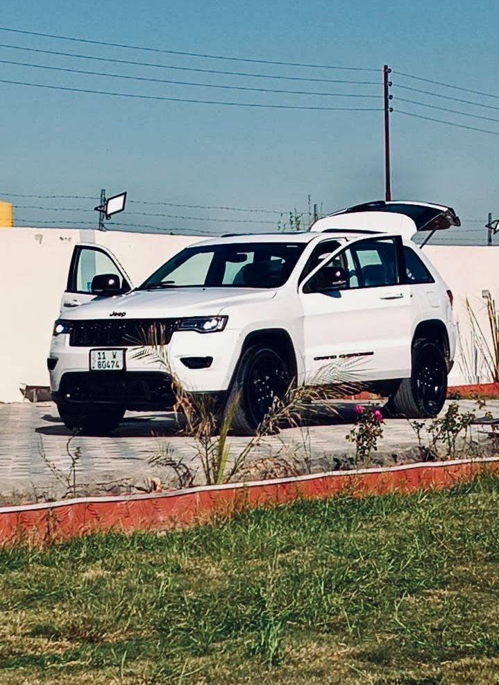 السلام عليكم
جيب موديل 2019 كراند شيروكي بلاك توب
خليجي دفع رباعي 4*4
سياره نضيفه وجديده وقويه 
المحرك 6  سلندر مكفوله كفاله عامه عده ملاحضات بسيطه كلش 
ماشيه 88 الف حقيقي 
عنوانها بغداد مدينه الصدر 
***********
