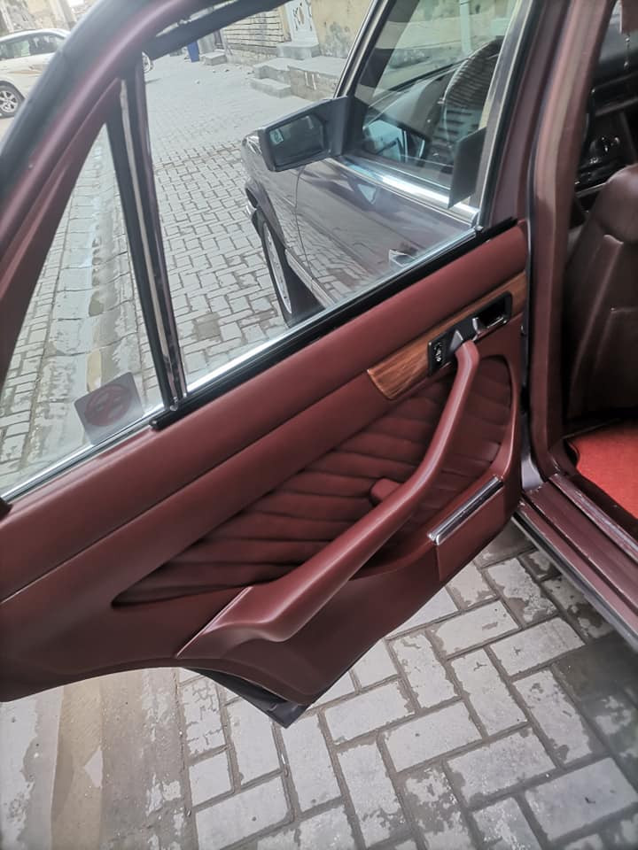 سلام عليكم مارسدس 91 رقم بغداد مميز مصبوغ عام جماليه بيع او مراوس حجم 560 بلادي سعر 150. رقم تليفون *********** بغداد, العراق
