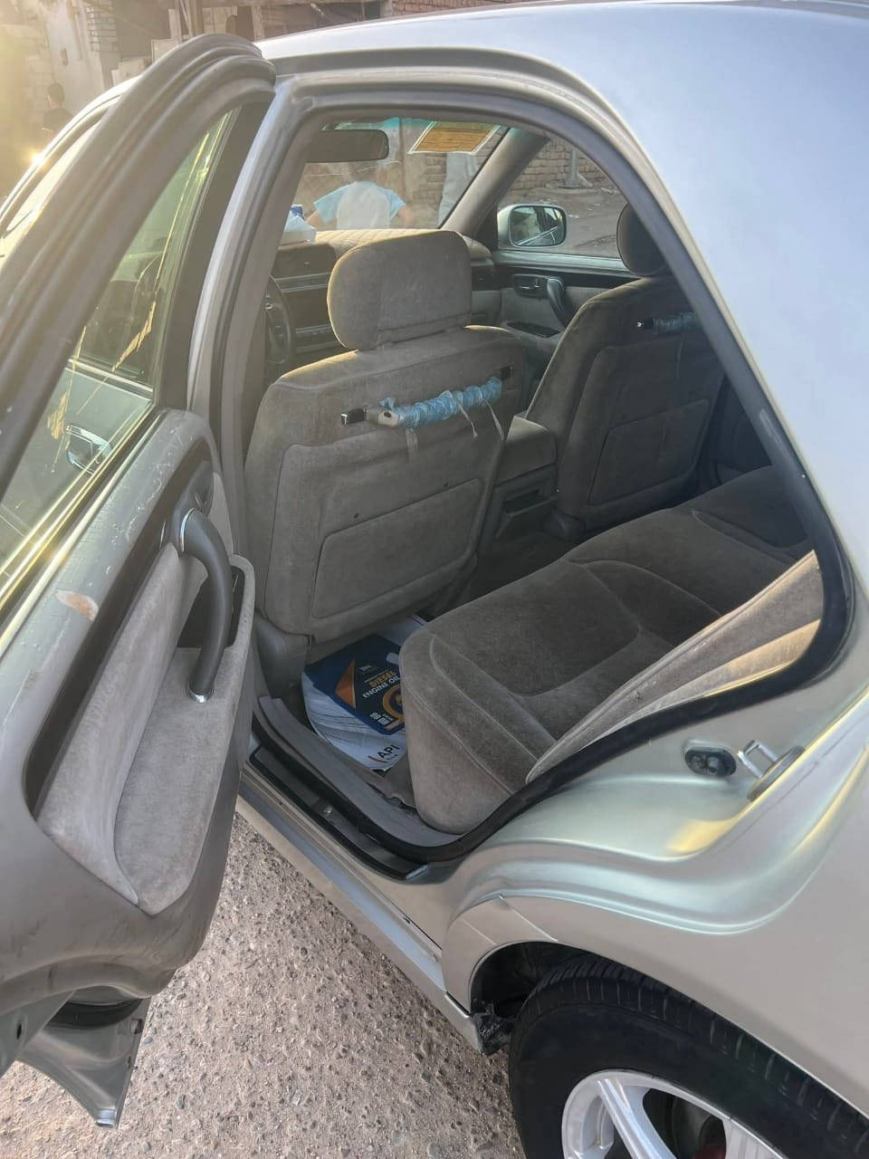 ادوات ادوات متومه ارقام وسنويه بغداد الماني
ملكه ادوات كصه جنطه 
حداديه وتخم تاير بشرط
دكمتين 
شاشه 
السعر 32 وبيه مجال 
مكاني ميسان 
***********
