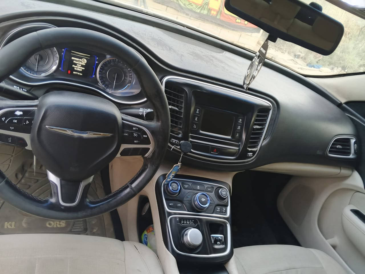 سلام عليكم سي200 موديل 2016  رقم ذي قار مداور ثاني اليوم   تبريد تدفئة حدادية100/100 تأيرات جديدات بيهة خيط   تبخير قليل عوزهة ترتيب بصيط  دعماية أمامية مكسورة سيارة سعر 78 وبيهال مجال. مكان ناصرية مركز    رقم هاتف  ***********
