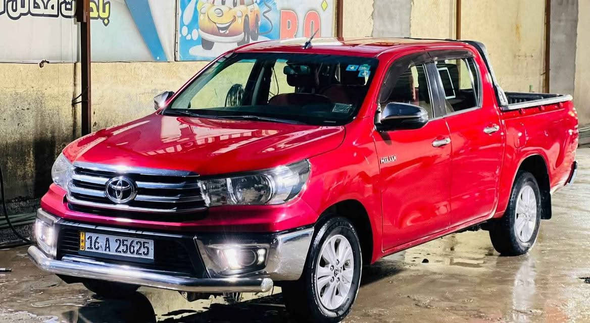 تويوتا هايلوكس 2019 فول مواصفات 
بيها بارد فقط قليل بلباب وشويه من الجاملغ جهت السدر ولباقي كفاله سياره وبأسمي
سياره فول مواصفات
قطعتين تبريد
شاشه جبيره بلاد
كامره حساساة بلاد
تبريد كشنات
تحكم ستيرن جهتين
ثلاجه بلجقمجه
مكان سياره ديوانيه للاستفسار اكثر 
الاتصال *********** ديوانية, القادسية
