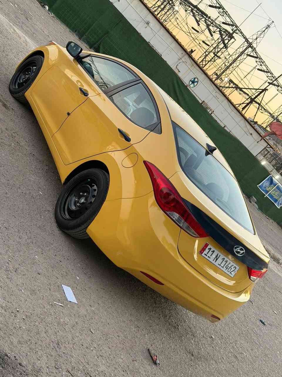 سلام عليكم النترا 2013  وارد امريكي محرك 1800 دوش كير مكينه مامفتوحاتً ع وضع الشركه سياره جديده حادثه بنيد مبدل وشوي من جاملغ مصلح بدون دواخل شواصي ولغود مكفولات سيارهً فتحه سقف
تحكم ستيرن جهتين 
تتدفى بل كشنات 
نضام ايكو وانزلاق
مخارج usp
سياره ماشيه 138 
سياره مابي اي نقص كبل بوجهك لشارع 
رقم بغداد دولي جديد 
مصفره هيئه وغرامات 
مكان بغداد بلديات شارع العياده 
سعره (110$)
الهاتف(***********)
