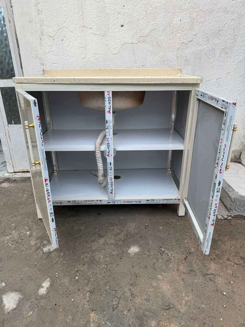 كاونتر جديد استعمال  شهر 125 مكان حي  اور***********
