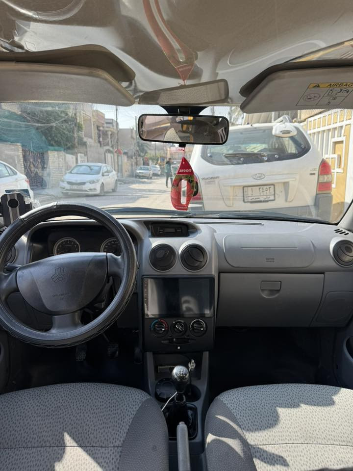 السلام عليكم سايبا موديل ٢١ رقم انكليزي السياره بسمي تحويل ثاني يوم تخم تاير جديد صدر امامي خلفي جديد دوشمه جلد سقف و ارضيه و صندوك السياره مابيها اي نقص كهربائيات و ميكانيك جديد شاشه لمس كامرا خلفيه بلاديه بالدعاميه الكشر جديد عدا شخط بالبنيد موضح بالصوره و الباقي مكفول 
رقم الهاتف ***********
