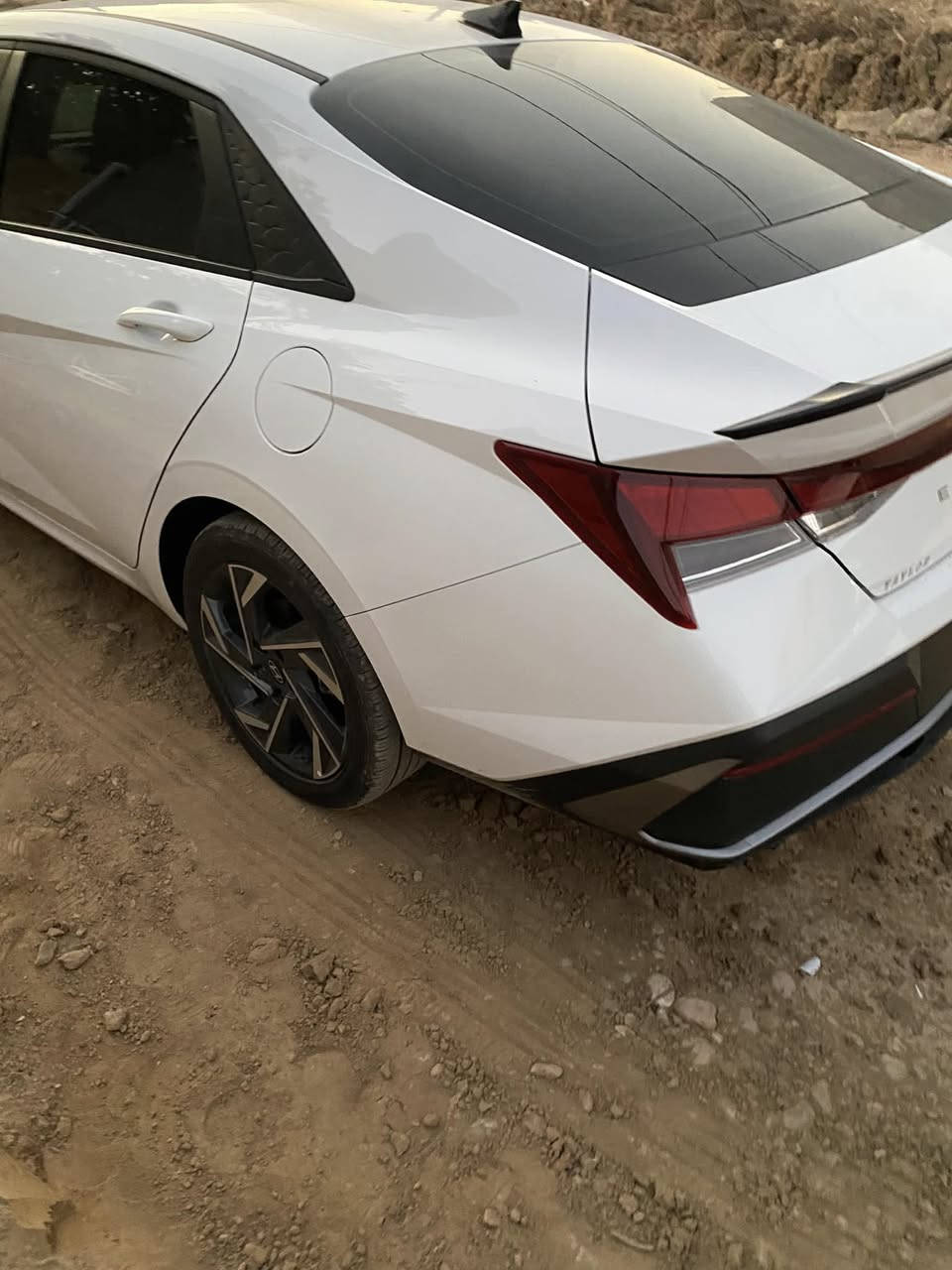 انتره وارد أمريكي 
زيرو بدون رقم تترقم بغداد
موقع سياره بعقوبه 
***********
