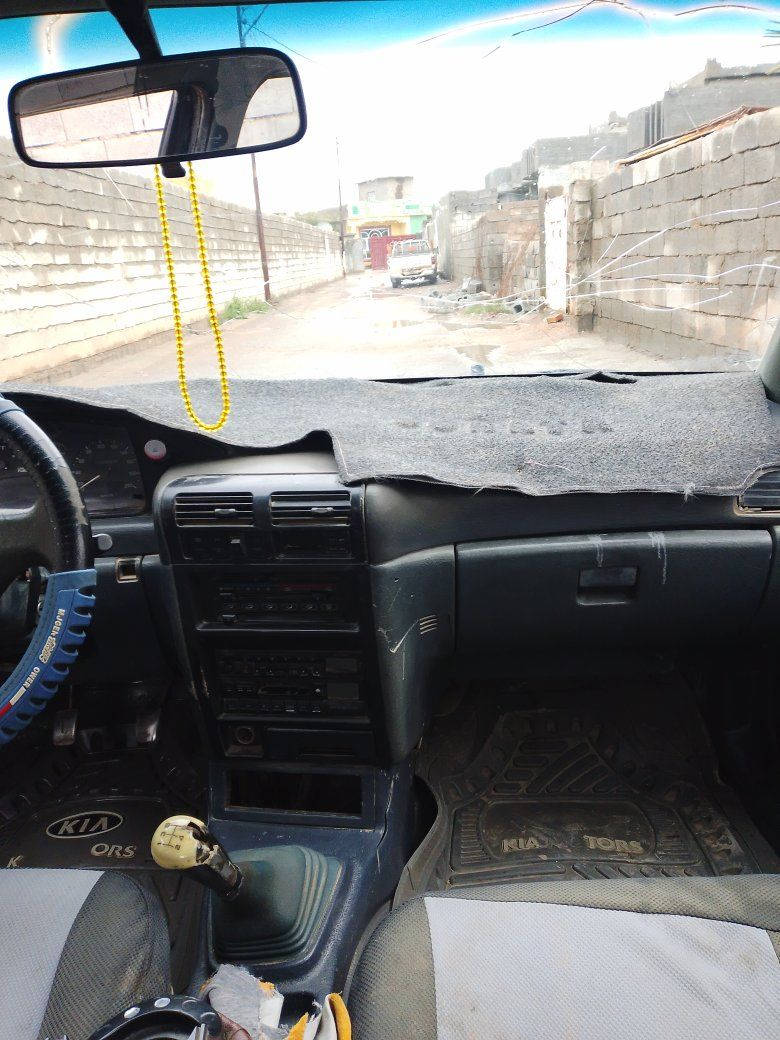 السلام عليكم للبيع كيا سيفيا موديل 93رقم ديالى سنويه ل2030سياره جاهزه من صدر تخم تاير سياره حيل حلوه كير جديد بس المحرك بي خيط بخار بدون تنقيص سعرها 25وبيهه مجال مكانهه صلاح الدين قضاء الضلوعيه ***********
