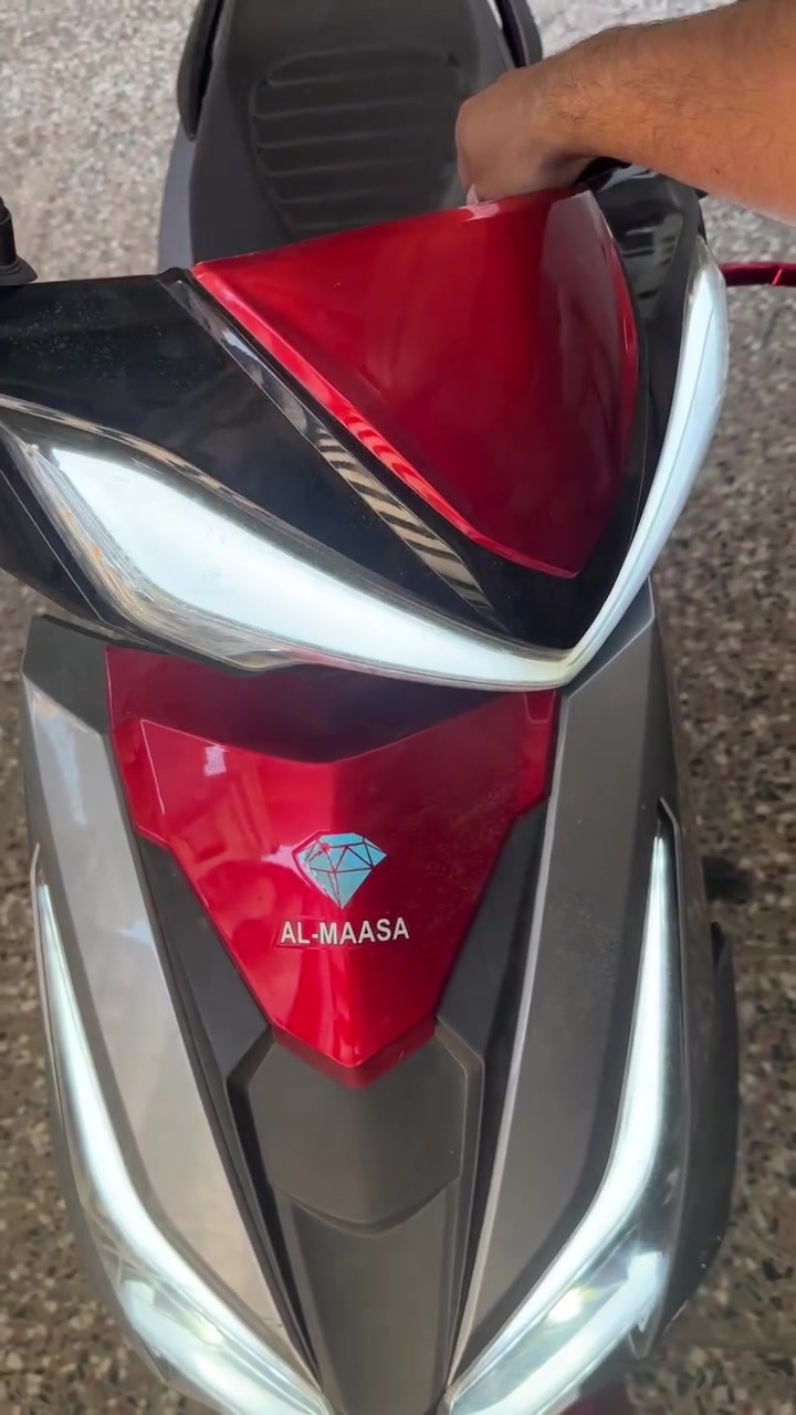 دراجة ماكس ثعلب شحن شركة الماسة
٦بطاريات كبار تمشي اكثر من ٥٠كيلو بشحنه الوحدة 

ملف ٢٠٠٠ 

٣ سرع سرعته ٨٩ فعلي بالشاشة تقرا 

بطاريات كلش نظيفات 

الدراجة كلشي بيها شغال ونظيفة وتخبل

عدا الكفرات تعبانه فقط الكفرات 

السعر ٦٥٠ ومجال حك الجية 

مكاني بغداد حي اور 

بيع  او مراوس شرط الفحص 

رقمي ***********
