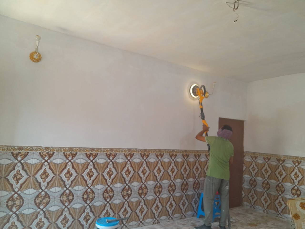 صباغ عام داخل وخارج ***********
