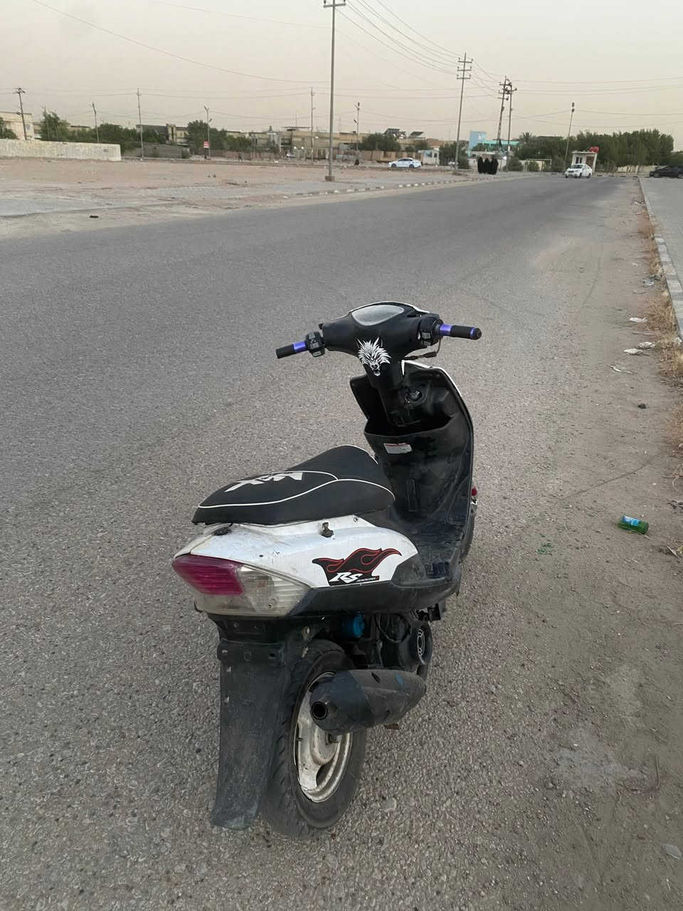 السلام عليكم
ماكس عدله للبيع 
الدراجة مبدل بيها فقط كور بلادي شرط بوشه 55 شلعه و معدل طياره باتري جديد ارقى نوعيه بالسوك شوته جديده دهن جديد مكاني نجف السعر 490 
***********
