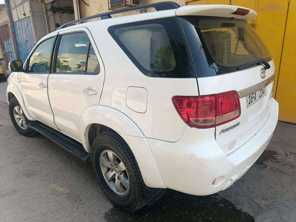 للبيع تويوتا فورشينر موديل 2006 رقم قادسيه بسمي مكينه 6 سلندر كير ومكينه وحداديه وتبريد مكفولات بيه صبغ دعاميات فقط كل نقص مابيه السياره سعرها 140وبيه مجال قليل 
السياره بالحله بحي الزهراء يم جسر الام
***********   *********** حلة, بابل
