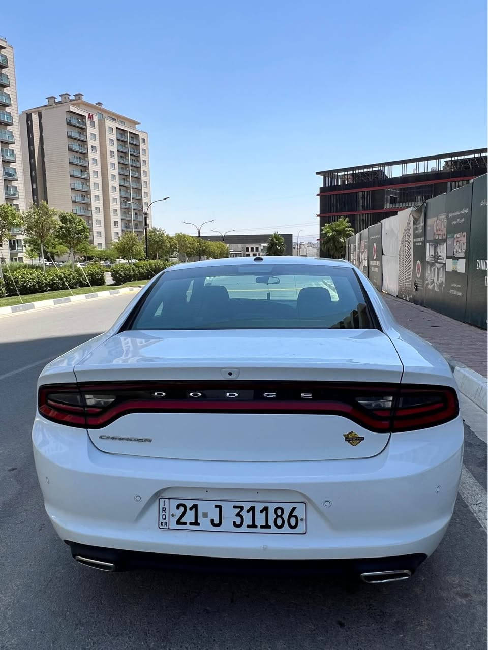 Dodge chargeer 2022
موسافات ئەمرکی 
بێ بۆیاخ بێ ئیرباگ بێ ناوگرتن تەنها تەرزەی ئەمریکا هەیە دووپەڵە سارد هەیە 
٣١ میل رۆشتووە 
مەکینەوە گیر بەشەرت نەکراوتەوە 
رەقەم سنەی تازە تا ساڵی ٢٠٢٩
*********** السليمانية, العراق
