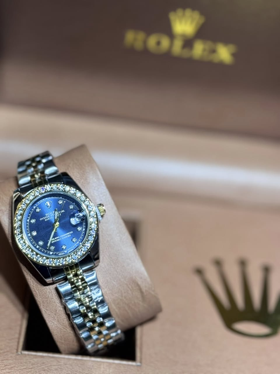 #ساعة_نسائي

✅طلاء ثابت
✅مكينة أصلية
✅ضد الماء 100‎%‎
✅مناشئ عالمية

✳️للحجز والاستفسار
الاتصال على الرقم الاتي
☎️📲***********

او مراسلة حسابات المحل
يتوفر خدمة توصيل🛵

#هدايا #عرض_خاص #موصل #اكسبلور
