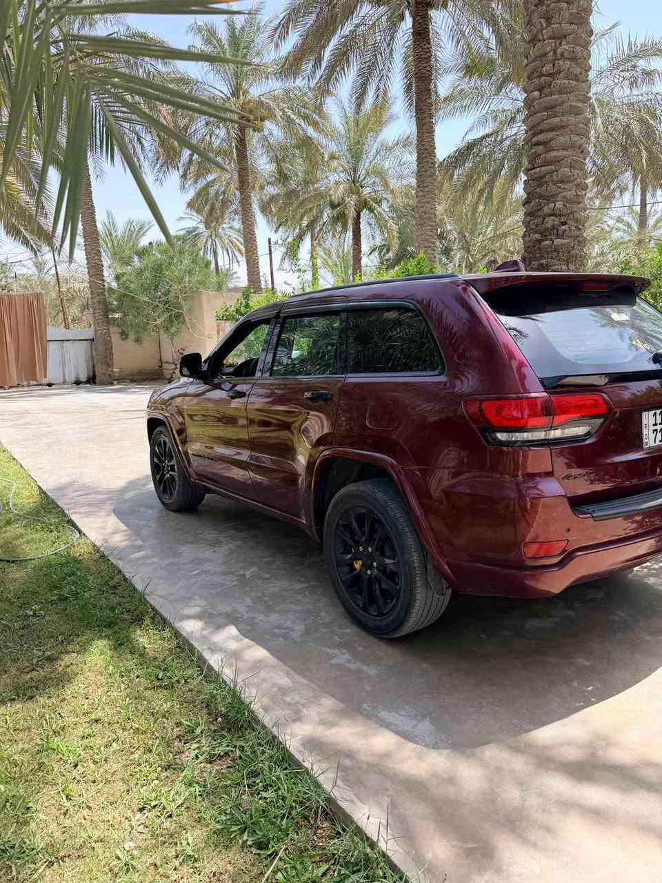 جيب  موديل 2020 وارد امريكي

المحرك : V6.  3.6L سوبر

ماشية 85 الف كيلو متر حقيقي جديده كلش ترايها مال زيرو

 رقم بغداد  بأسمي تحويل مباشر جاهزه من كلشي متصرف عليها ولا دينار

المواصفات :

* دفع رباعي 4x4 . 

* شاشه كبيرة 8.4 انج . 

* نظام الخرائط (GPS) .

* ستيرن كهربائي . 

* المصابيح الأمامية زنون .

*سيارة سبورت 

* كشافات الضباب زنون .     

* تشغيل عن بعد .

* صندوق كهربائي .

* داخل جلد .

* المقعد الأمامي كهربائي .

* المقاعد الأمامية تبريد وتدفئة .

* سستم صوت الباين.

* حساسات أمامية

* حساسات خلفية . 

* كاميرا خلفية .

* تدفئة ستيرن . 

* بلوتوث تلفون . 

* محدد سرعة . 

* نظام التشغيل والاطفاء الاوتوماتيكي ( Auto Start System ) .

رادارات جانبية 

نقطه عمياء

وبعد بيها هواي مواصفات

سعرة 220

مكان السياره بابل الحلة 

سيارة حلوة ومال جناي 

الاستفسار

***********
***********
