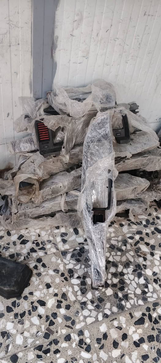 سلام عليكم غراض رأس الثور كله حاويه مكان ميسان وهذه رقمي***********
