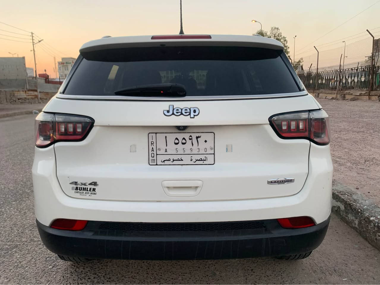*🚘 للبيع أو مراوس - جيب كومباس 2019*

*الحالة*: سيارة جاهزة، ما بيها نقص
- تبريد: ثلج ❄️
- حداد: نظيف
- مكينة + كير: شرط
- تايرات + باتري: جدد

*الحادث*: مرفق بالمنشور
*السعر*: 115 ورقة 💵 مجال بسيط
*المكان*: البصرة - المعقل
*للتواصل*: *********** اتصال او واتساب البصرة, العراق
