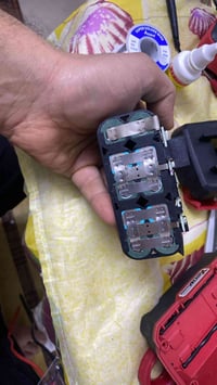 صيانة بطاريات • خلايا أصلية • ذي قار شطره