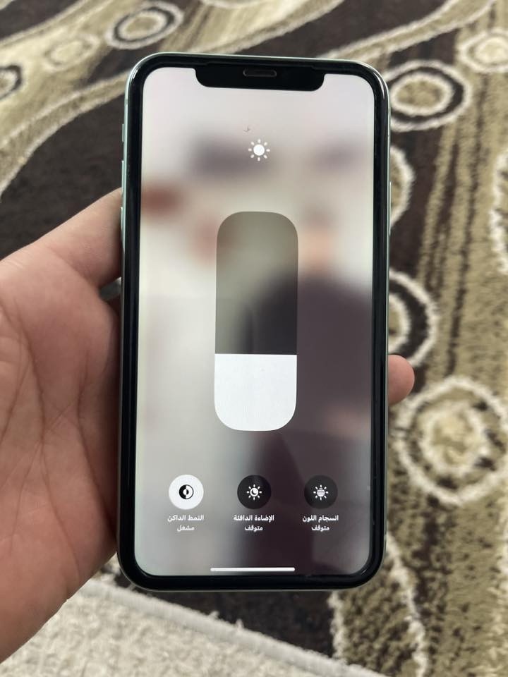 ايفون 11 عادي ذاكره 64 تك سيم بطاريه 71 مامفتوح جهاز نضيف كلش قطاره بشحن استعمال شخصي سعر 300 الف قفل بدون معامله استفسار عل رقم *********** بي واتساب
