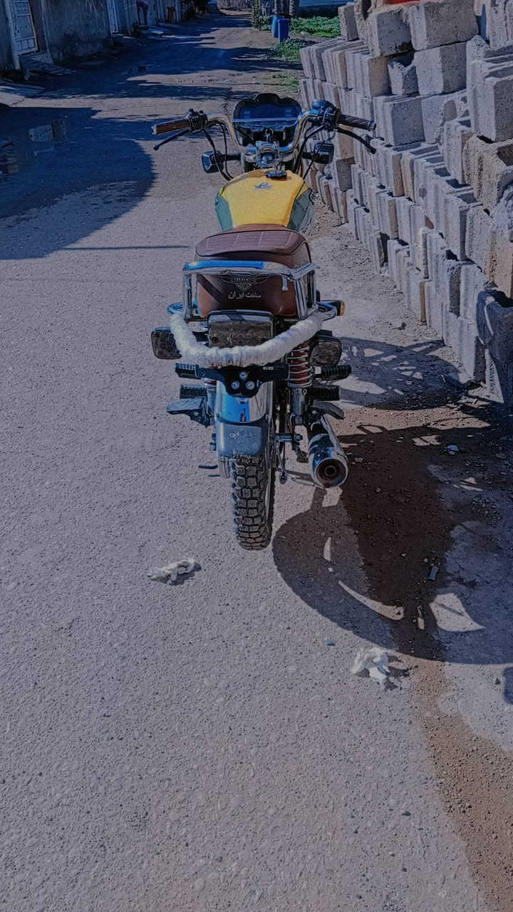 سلام دراجه سيفان موديل 24
بيه اوراق كرتونيه.     دراجه شلع معدل فول 
بيه نقوصات بسيطه.   مكانه ديالى جديده شط 
  اني مكلف بل نشر    هذه رقم صاحبه ‏‪***********‬‏
