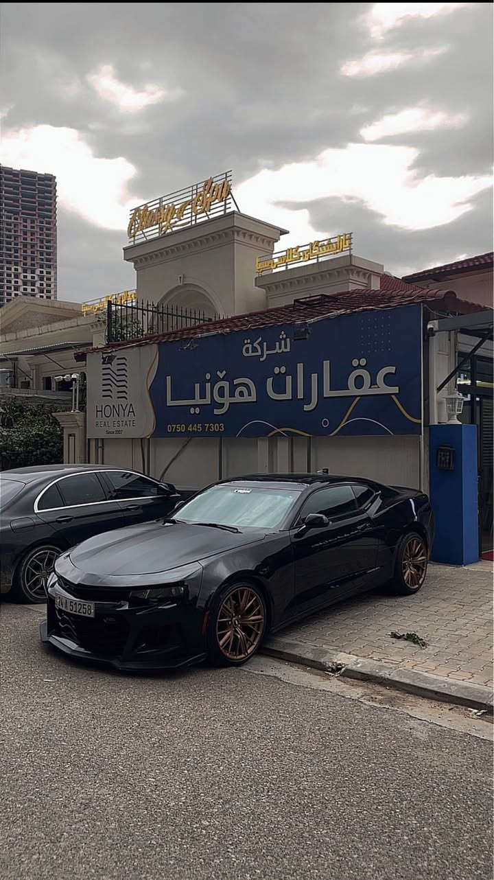 CAMARO 2LT 2017 V6
كامارو موديل 2017
6 سلندر 
ذكرة 50سنة 
موجود من هاي المواصفات فقط 3 سيارات أب أربيل   
السيارة فول فول مواصفات  
مواصفات السيارة 
صوت بيلادي مرعب وقوي 
3 انواع مود 
سبورت - ايكو - ثلج 
داتاشو 
داخل LED بيلادي 
كشن بارد و حار 
كشن كهرباء 
ستيرن تدفئة 
سقف سلايت 
دبل تراكشن 
محرك 6 سلندر 
و بعد أكثر همنية 
السيارة فول فول مواصفات
داخل احمر بيلادي جلد 
ما بيها ولا دينار مصروف السيارة نضيفة كولش و جديدة و حلوة كولش نضيف

ضرر سيارة 3 قطع أمامي  اثنين جاملغ و بونيت و شوية تعديل بدون دواخل و ايرباك سيستم كامل 

بشرط تحويل السيارة بأسمي ما بيها مشكلة 
سعر سيارة 145$  و بيها مجال 

للتواصل *********** أربيل, العراق
