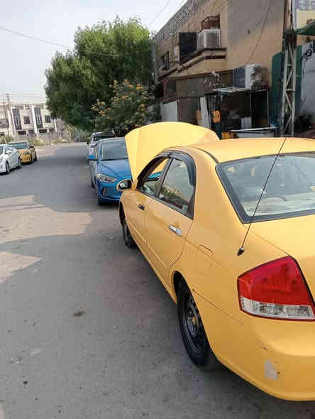 سلام عليكم كيا سبكترا موديل 2007 رقم جديد هزة جديده مصفره هيئه وغرامات مكينه كير تبريد خير من الله صدر بحالها جيده السعر 74$ عنواني بغداد حي الجهاد رقمي ***********
