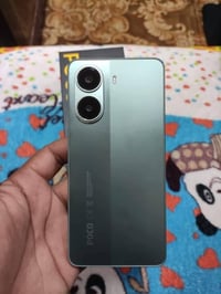 بوكو 7برو • ٥١٢ • مستخدم خفيف