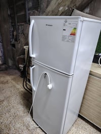 ثلاجة 12 قدم نظيفة حيل السعر ١٢٥ الف ٠٧٧٠٥٢٠٩١١٣