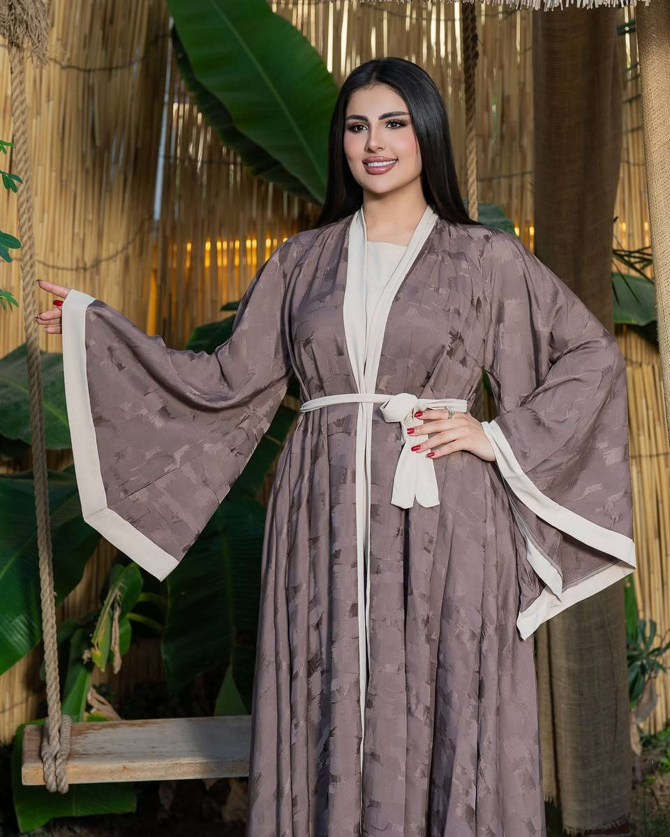 الاستفسار والحجز فقط واتساب+9647775744834
عباءة + حزام+ بينصل..شال
الحد وزن 120
السعر43 توصيل مجاني


**إذا كنت صاحب هذا الإعلان وتريد حذفه لأي سبب، رجاءا أرسل رسالة إلى الدعم الفني**