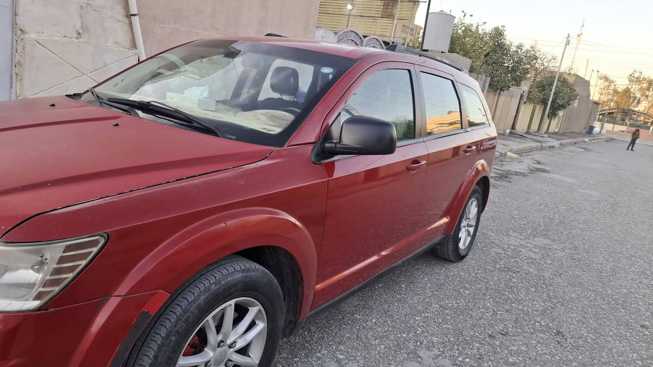 دوج جوري موديل 2018  رقم اربيل قطعتين صبغ  اربع سنلدر سيارة  باسمي سنوية ورقم جديد سبعه راكب  الشاشة  ايباد عنوان كركوك رقم موبايل ***********
