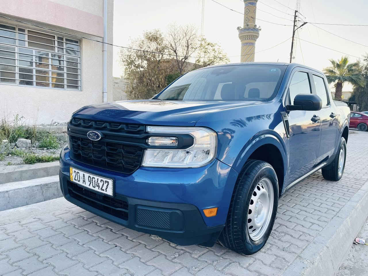 السلام عليكم 
فورد مافرك 2024 هايبرد
رقم ديالى بأسمي
ماشيه 22الف
بيهة جامرلغ امامي بدون دواخل بدون ايرباك 
والسونار والضرر ويه الصور
مكان سيارة ديالى بعقوبه
السعر 180وبيهة مجال
رقم الهاتف ***********
