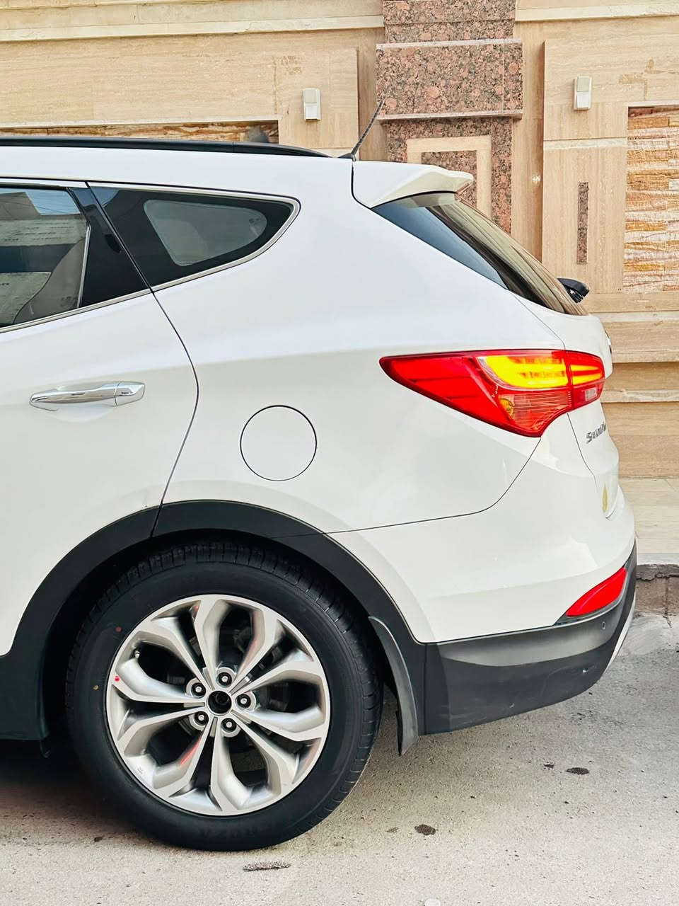 سنتافي موديل 2014 خليجي
ماشي 197 الف صبغ ربع البنيد
فقط
فول 1/1
7 راكب
بصمه ابواب + تشغيل
رقم بغداد
اضاءه ترحيب
مري شفط + اشاره
فور ويل
بصمه ابواب
6 سلندر
7 راكب
تبريد 3 قطع مناخ منفصل
3 وضعيات قياده
كشن كهرباء
بنراما قطعتين
وكير ادامة بالشركة كل 50 الف كشنات جلد مشمشي
مانع انزلاق
مثبت سرعه
مانع انحدار
فول تحكم ستيرن اربع جهات
منظومة زنون لد عالي وناصي
منظومنة تبريد جديده كمبريسر
ميكانيكي
تخم تاير جديد
زراك لايت
شاشة كبيرة + كار بلي
مانع انزلاق مانع انحدار
ايكوسايد بريك كهربائي
/زراك لايت/ شاشة ابل كار بلي/
تخم تاير جديد /ادامة كاملة على
السيارة /منضومة / الخلل
المصنعي مال رخاوة كور تم
المعالجة / البارد كله رصعات وتم السحب بدون حادث نهائيا %
السعر 176 ورقة  للاتصال ***********
