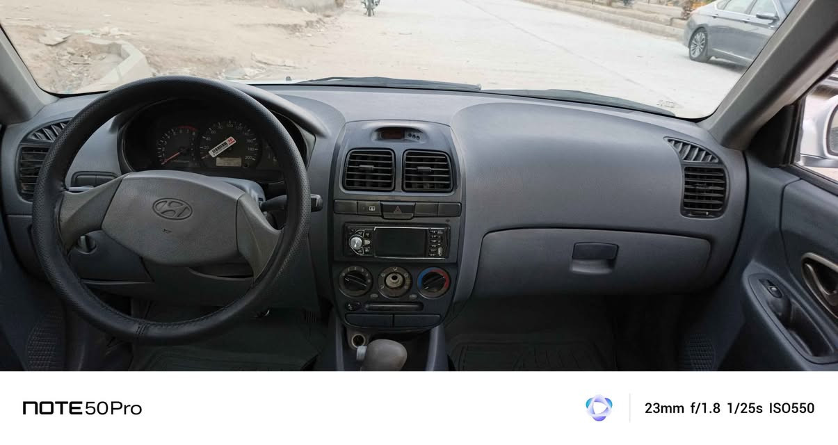 سلام عليكم اكسنت 2005 للبيع سنويه لل27 تخم تاير جديد مشروع وطني راعيه موجود بلعماره تبريد شغال تخم تاير جديد كير اوتوماتيك سياره مصبوغه عام وبيه ضربه جاملغ خلف السايق السعر 38 للستفسار *********** عمارة, ميسان
