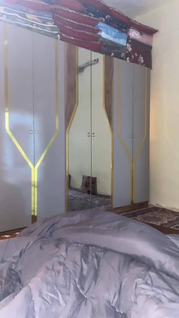 السلام عليكم👋
يوجد غرفه نوم للبيع
 
متكونه من خمس قطع

العنوان السماوه الضجريه خلف شركة الراشد
#سماوه
#الموقع
#بيع و شراء
#غرف
#العراق


**إذا كنت صاحب هذا الإعلان وتريد حذفه لأي سبب، رجاءا أرسل رسالة إلى الدعم الفني**