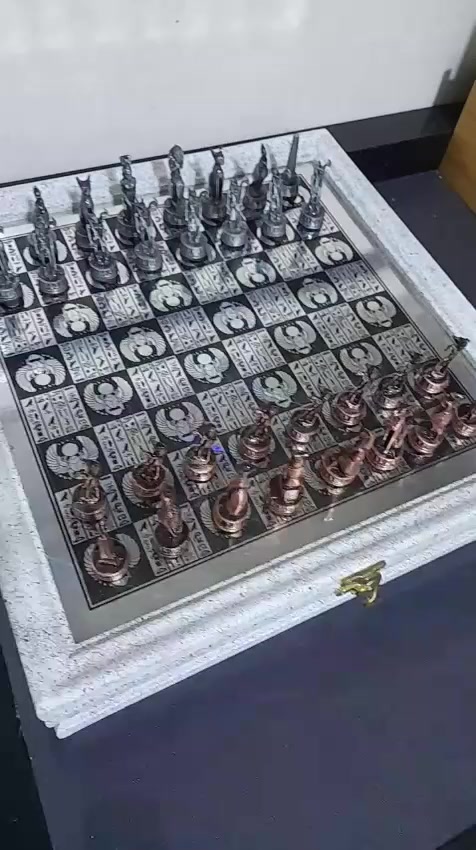 السلام عليكم شطرنج مجسم الحضاره المصريه البيادق نحاس والرقعه مرمر يرهم للديكور واللعب قطعه كلش حلوه السعر ١٥٠ الف


**إذا كنت صاحب هذا الإعلان وتريد حذفه لأي سبب، رجاءا أرسل رسالة إلى الدعم الفني**