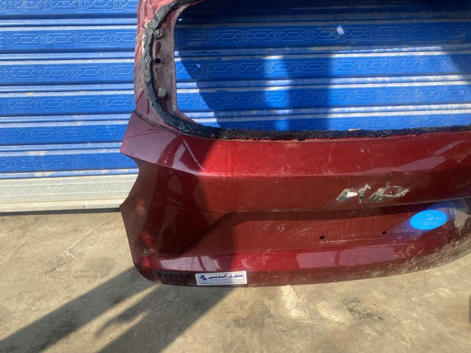 السلام عليكم عندي ذني غراض مال تراكس ٢٠٢٤
البك ليت مكسوره جامته ومصلح يعني مال تمشيت حال 
القبق الجنطه واضح الضرر البي 
او الكير بي كسر اليفيده شي منهن بخدمته 
هذا رقمي ***********
