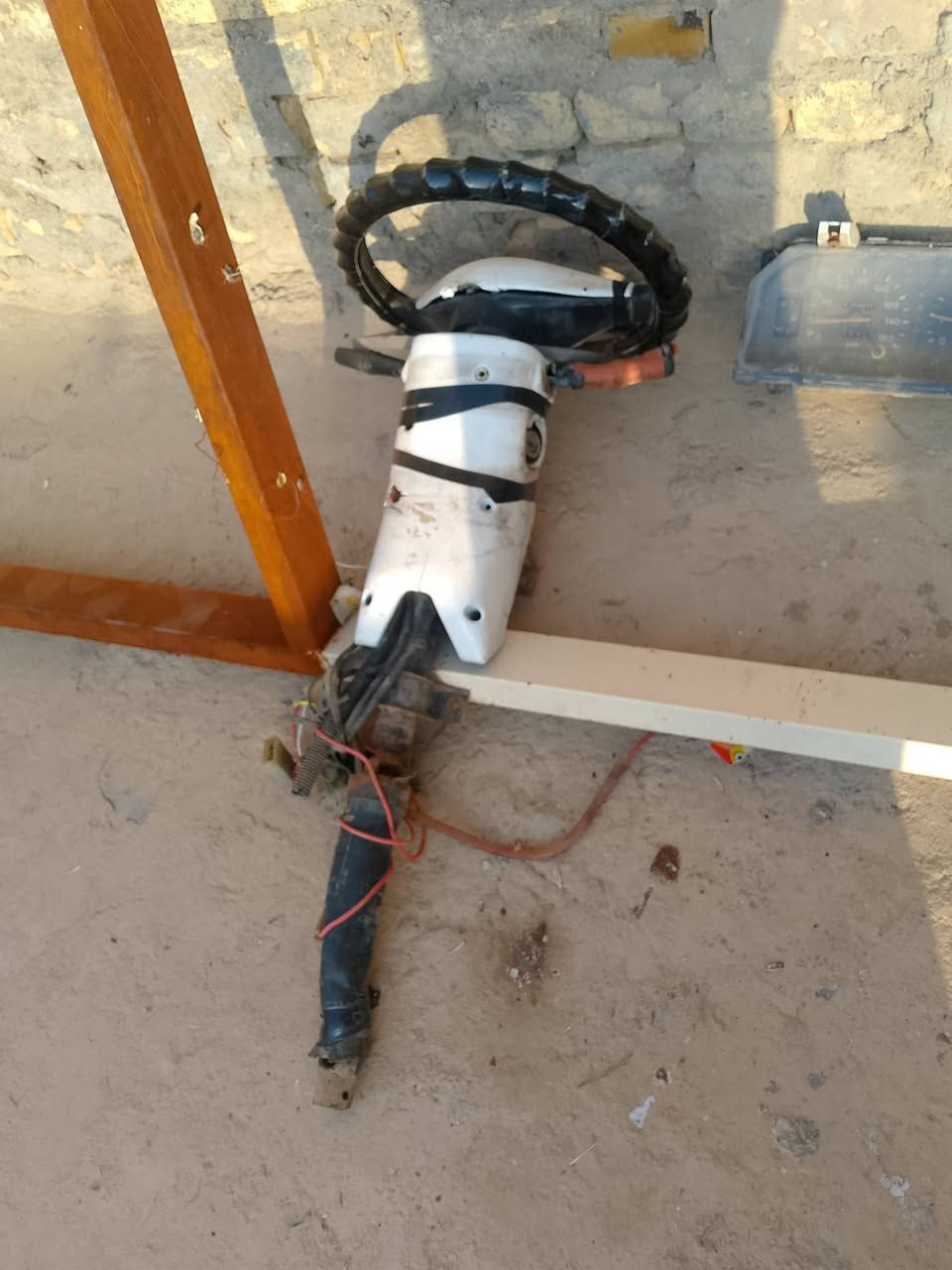 ثلاجه مال ونجي وكشن بريجو كشن الاخير وزوج تواير نص عمر وستيرن كامل مال هونداي داينمو كله شرط شغل مال تفصيخ سعار مناسبه ***********
