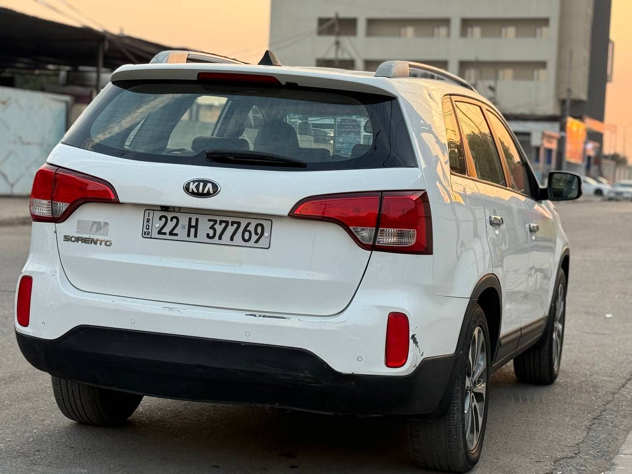 يالله
السلام عليكم
كيا سورنتو خليجي 2015
رقم اربيل جديد السنويه ٢٠٣١
بسم شركه قبل اسبوع جددناهة
حداديه جديده تخم تاير 
الداخل جلد بيجي
تحكم ستيرن جهتين
بصمه فول عده الفتحه
خمسه ويل كب
7راكب 3قطع تبريد
حساس امامي خلفي
بردات خلفيه
مكينه اربعه سلندر
بيها صبغ باب الخلفي والباب الامامي والجاملغ الامامي اثر طخة بدون داخل او فتح عدا الجاملغ الامامي مفتوح
سونار موجود راسني ادزه الك 
مكانها بصره
السعر ١٦٠ وبيها مجال ***********
