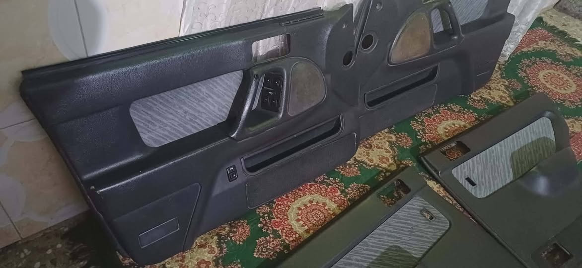 السلام عليكم تخم بطاين دمعه مستعملات نضاف جدا سعرهن من الاخير ب130 وابيعهن شلع مابيع مفرد وقبق محرك دمعه هذني حاويه اليحتاج يتصل 0777390910 أو *********** الخط الثاني بي واتساب
