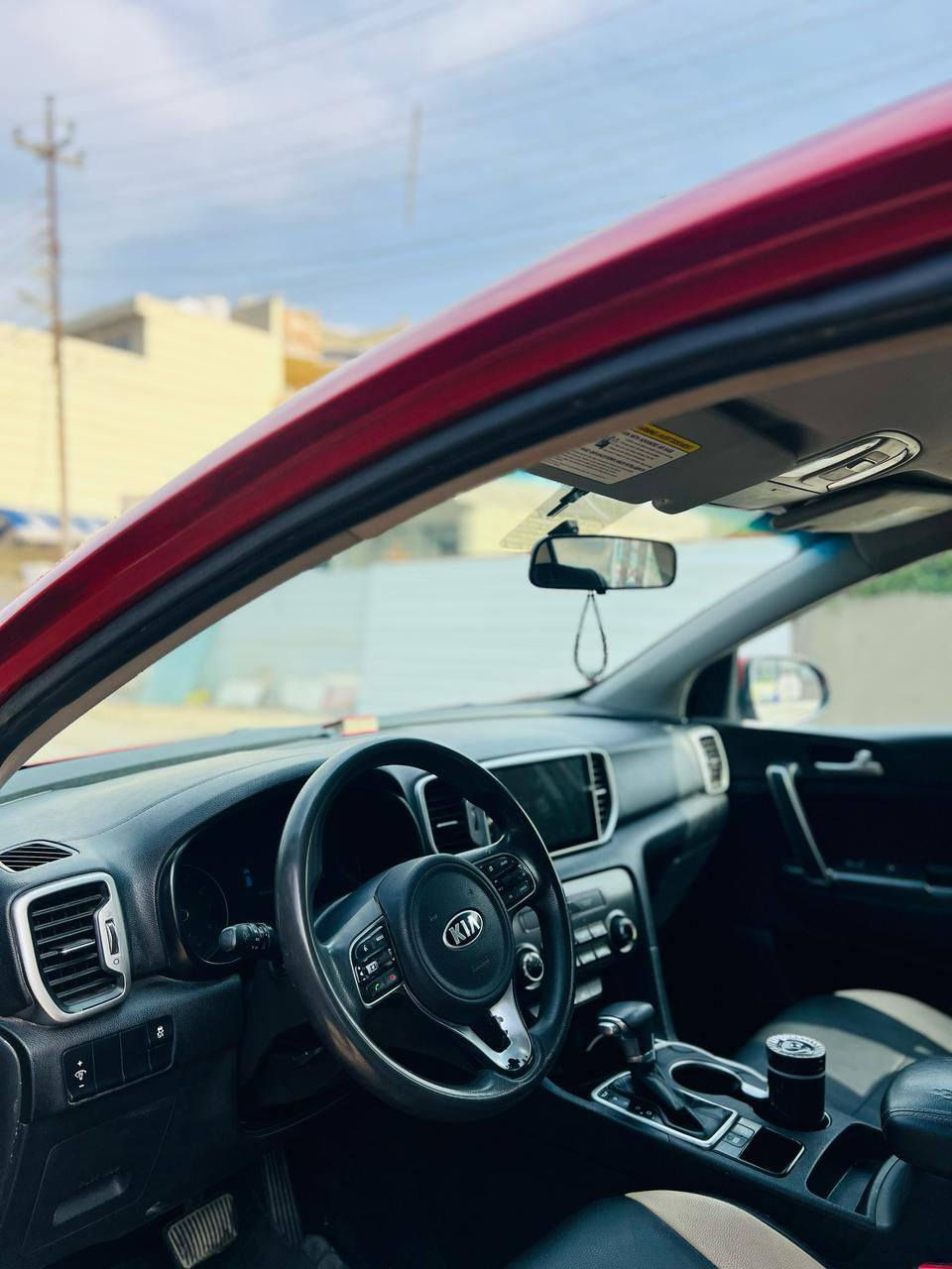 موديل ١٨ امريكي
تحويل جديد بأسمي رقم اربيل
السياره مناقصها شي تبريد خير من الله
بيها ٥ صبغ بدون دواخل السعر ١٢٥ 
اليرموك او الدوره
***********
***********
