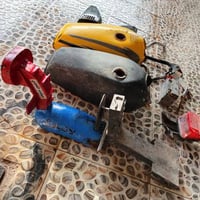 غراض للبيع • بالخدمة • شارع نفط