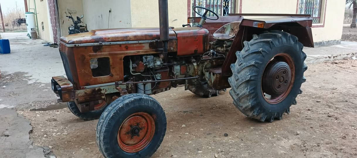 السلام عليكم للبيع مكينه عنتر موديل88مكينه بلاد وضع شركه اخو مكينه مكفوله كفالة عامه شرط ماكاربه فدان مكان بابل جبله قرب الخط السريع***********
