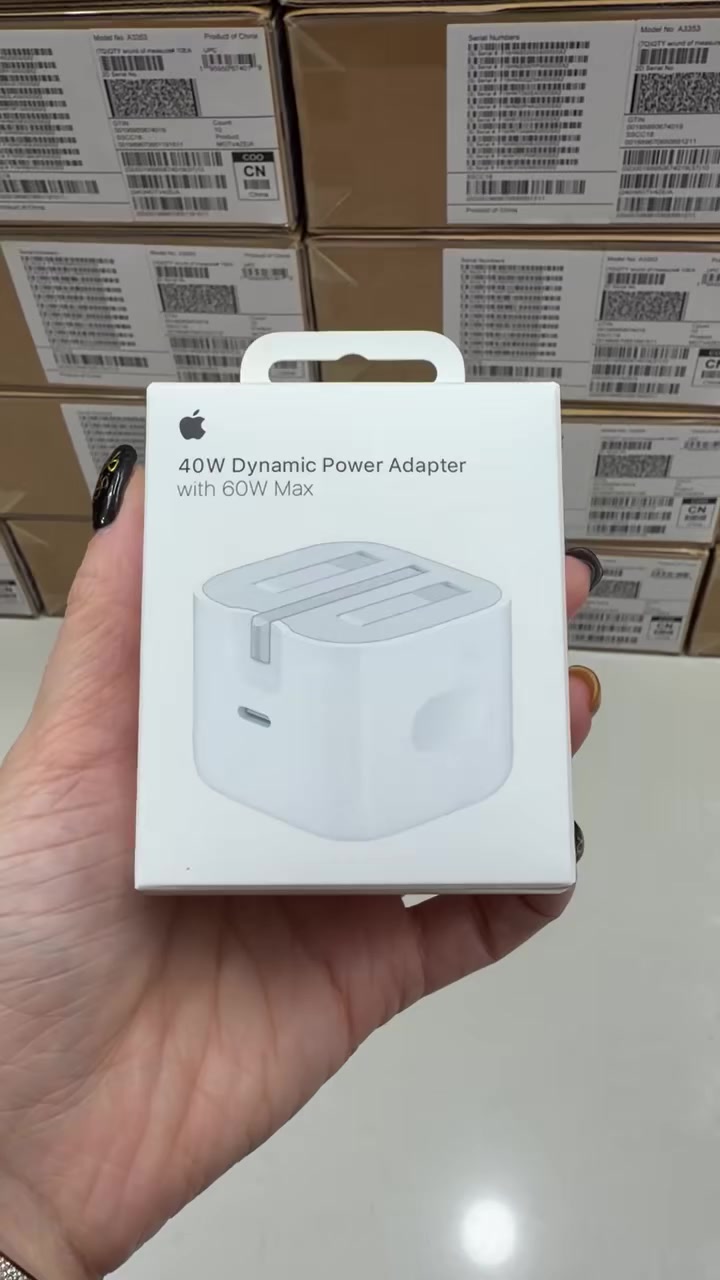 40W Charger UK Version
Add ten-in-one packaging
different serial numbers
#chargerwholesale #iphonecharger #fastcharger #wholesalesupplier #pdcharger


**إذا كنت صاحب هذا الإعلان وتريد حذفه لأي سبب، رجاءا أرسل رسالة إلى الدعم الفني**