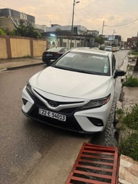 كامري se موديل 2018 للبيع فقط ضرر جاملغ وبنيد مصلحين نفسهم بدون نقطه د...
